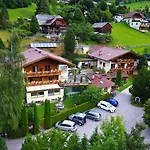 & Steinwender Aparthotel 4*